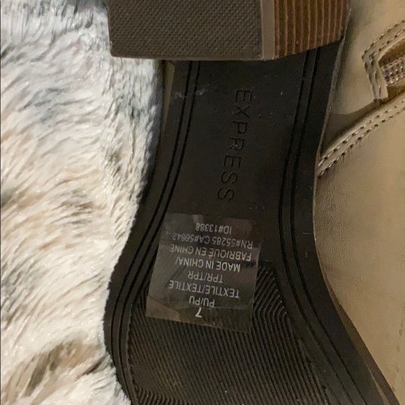 Express Booties - Picture 2 of 4